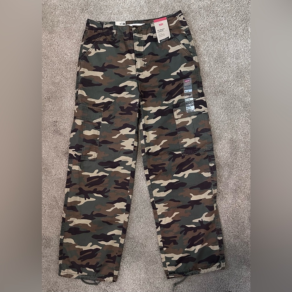 NWT Levi’s 94 Baggy 26x30